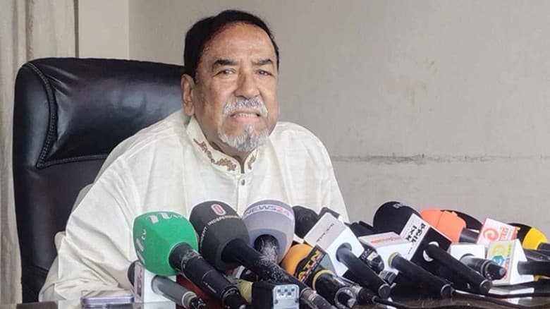 ছাত্ররা দুর্নীতির কাছে আত্মসমর্পণ করেছে : মেজর হাফিজ